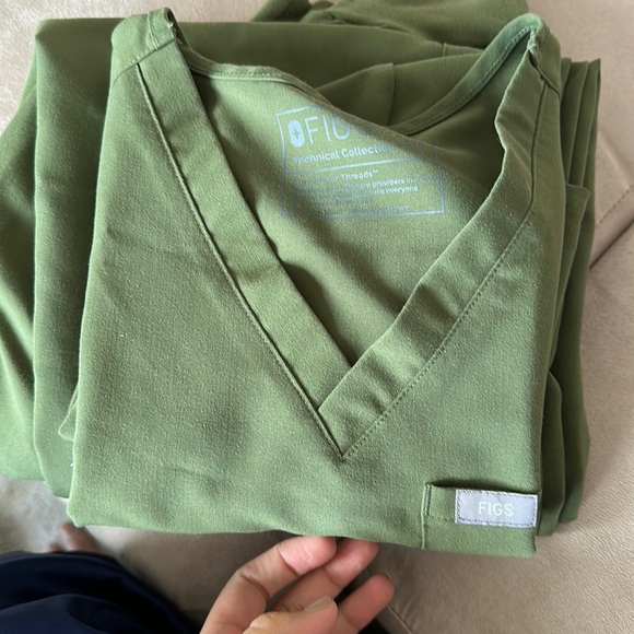 FIGS MOSS GREEN SET - Picture 1 of 2